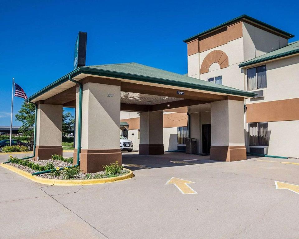 Quality Inn & Suites Altoona - Des Moines Main image 1